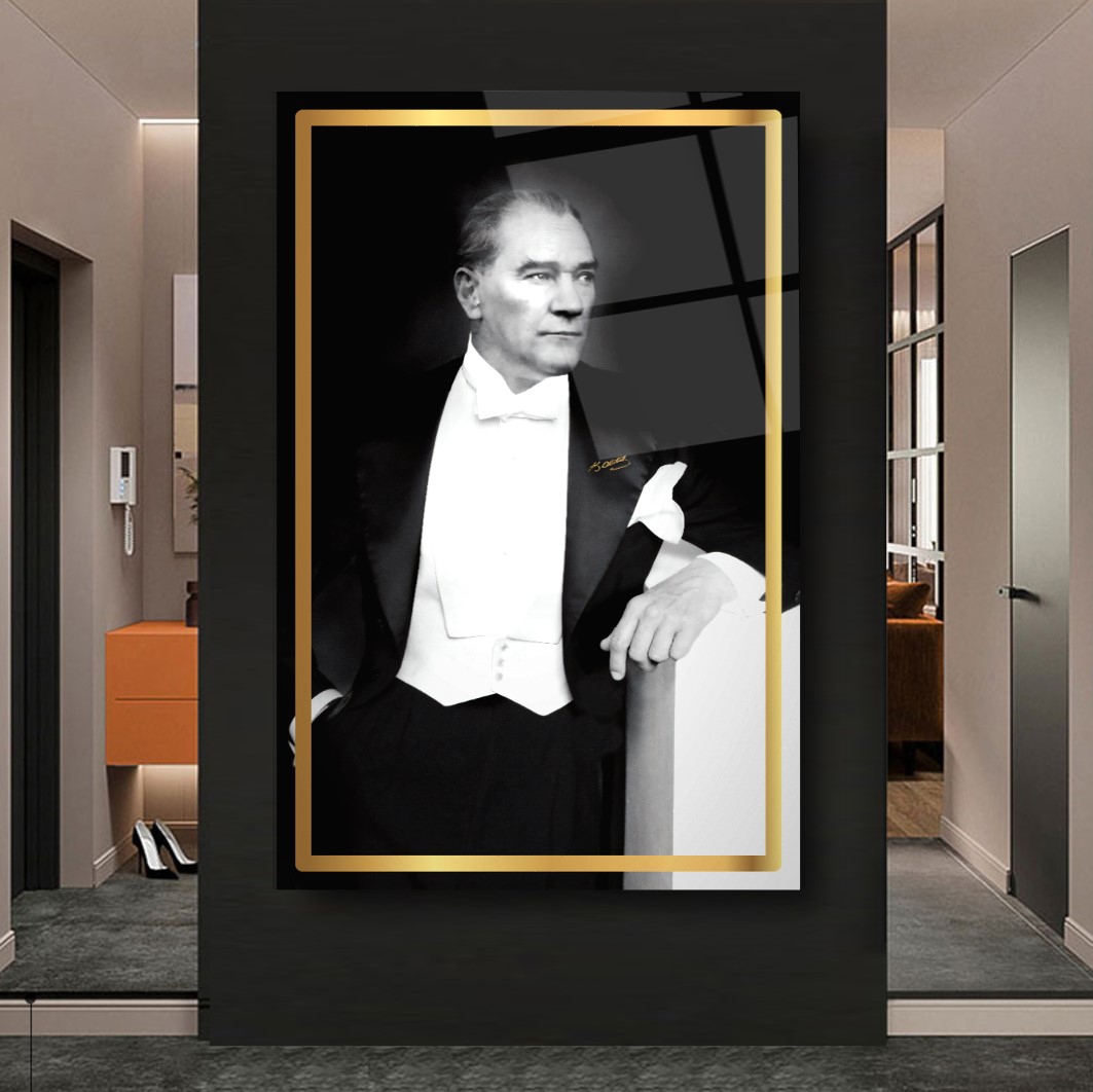 Atatürk Cam Tablo