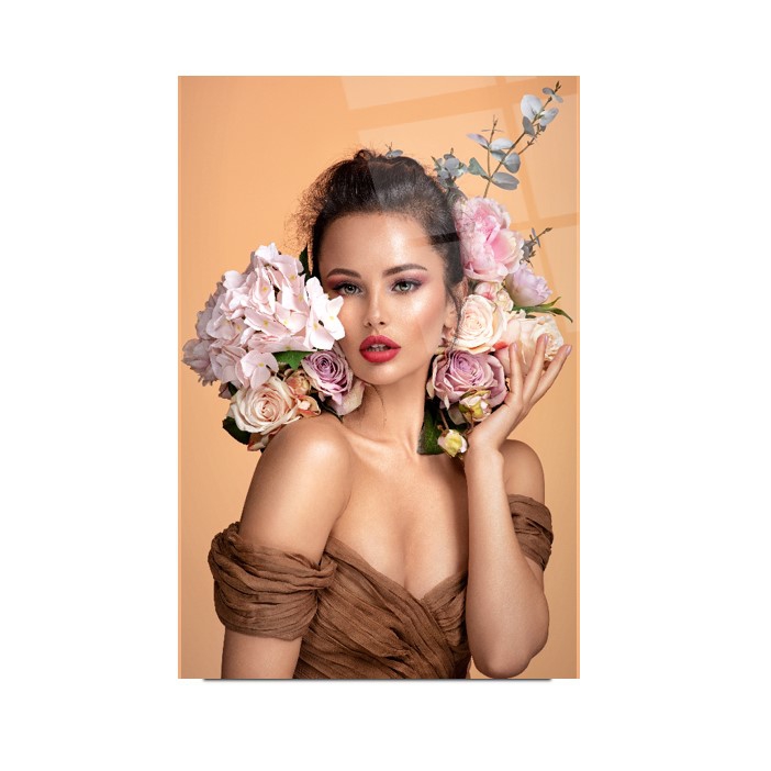 Çiçekli Kadın Cam Tablo