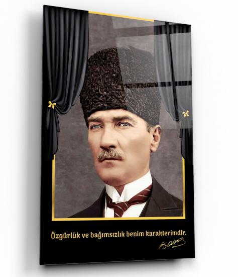 Atatürk Cam Tablo