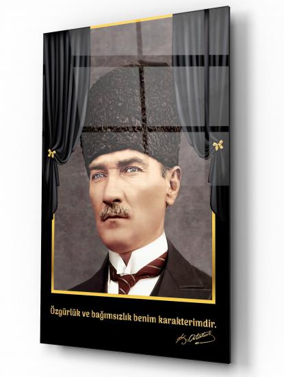 Atatürk Cam Tablo