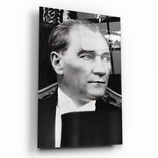 Atatürk Cam Tablo