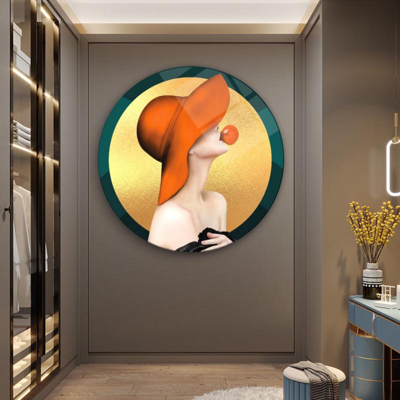 Kadın Yuvarlak Cam Tablo